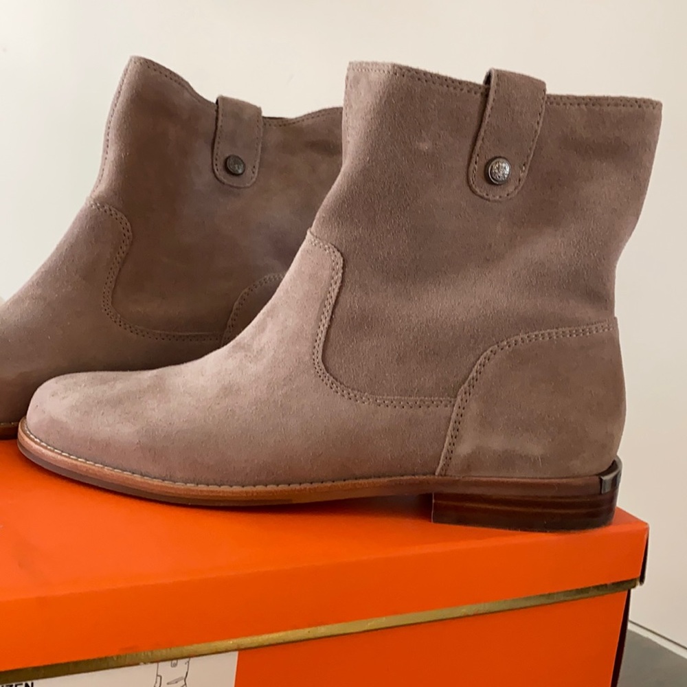 Arturo Chiang Suede Bootie